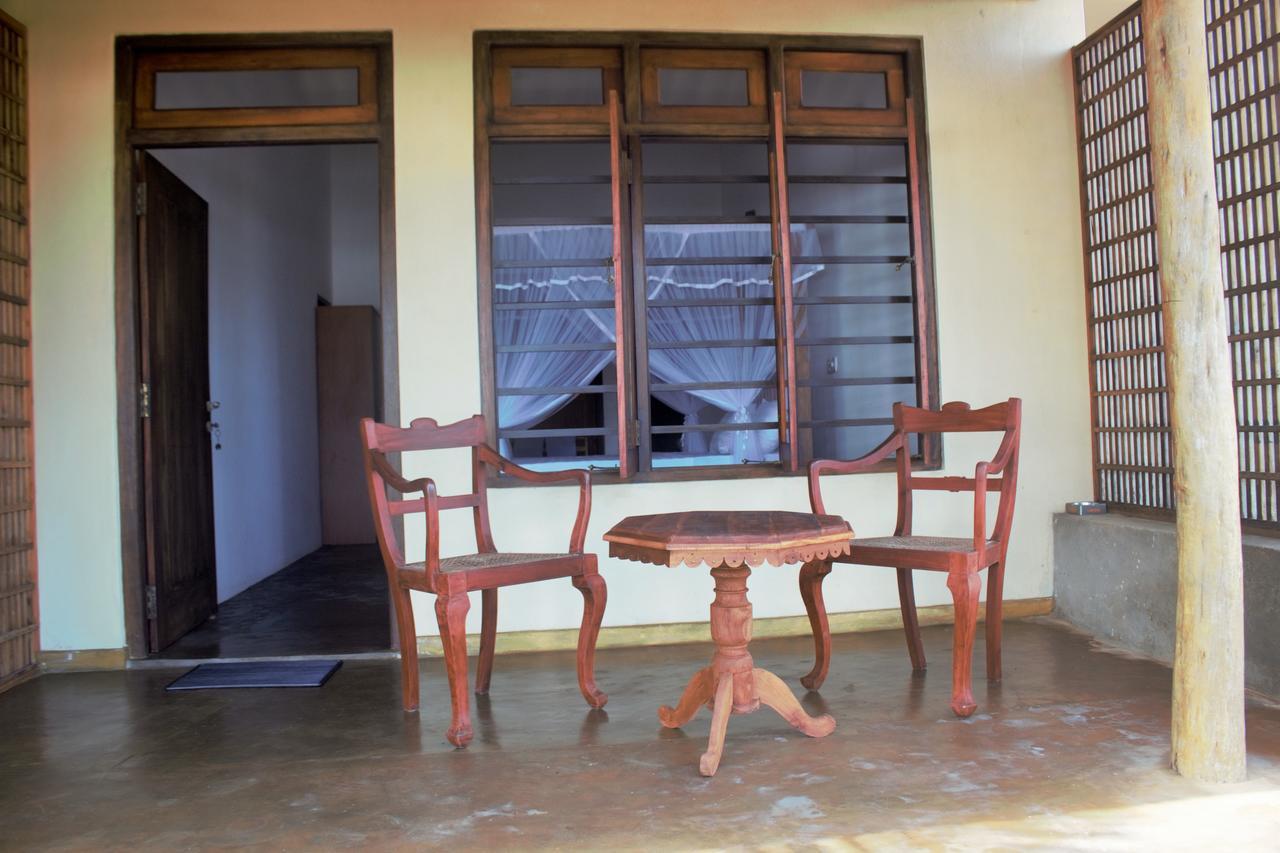 Asiri Yoga Retreat Hotel Kadurupe Eksteriør billede