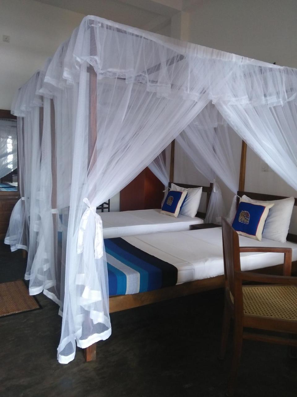 Asiri Yoga Retreat Hotel Kadurupe Eksteriør billede